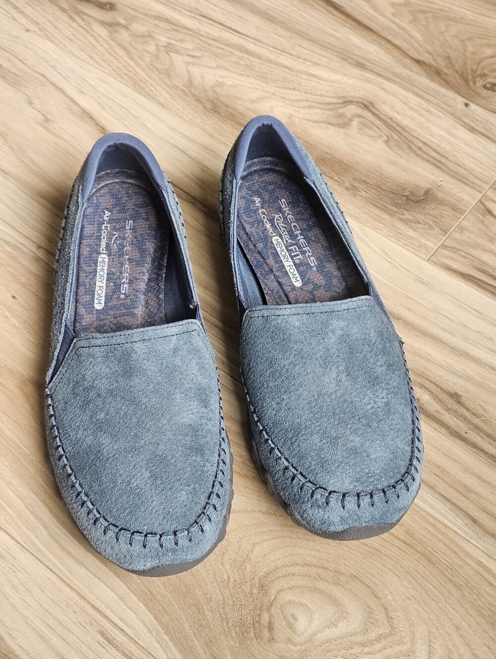 Skechers Relaxed Fit Biker Alumni  Blue Suede Relaxed Fit Womens Size 9 NWOT
